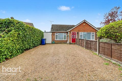 3 bed property, in St Margarets Drive, £250,000