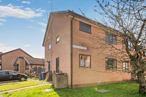 1 bed property, in Nether Ley Avenue, £110,000