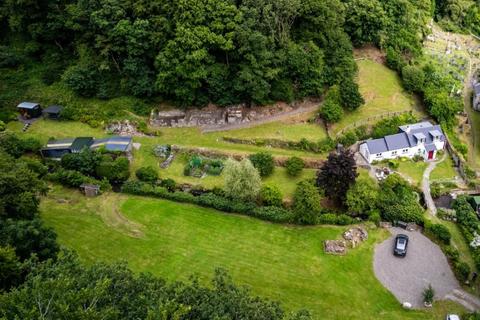 3 bed property, in Nevern, £895,000