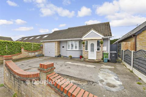 4 bed property, in Sandon Road, £450,000
