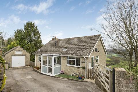3 bed property, in Lower Kitesnest Lane, £445,000