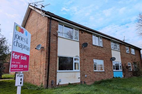 3 bed property, in Bamburgh Court, £75,000