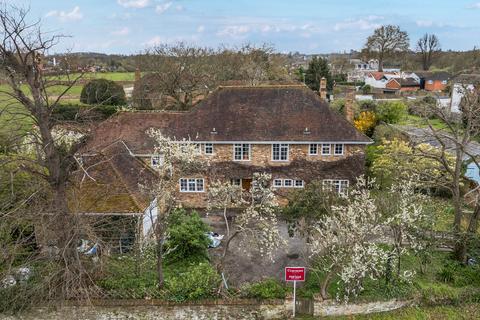 7 bed property, in Walton Lane, £1,500,000