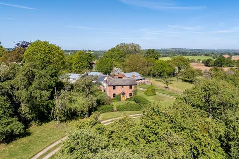 4 bed property, in Dymock, £1,100,000