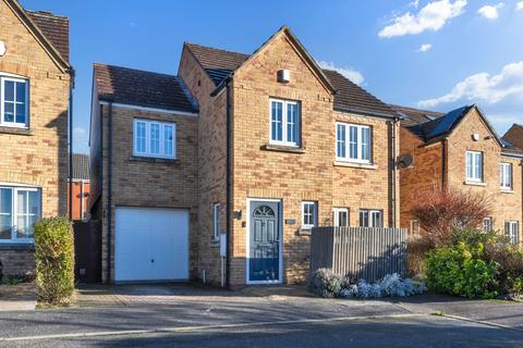 4 bed property, in Nightingale Way, £625,000