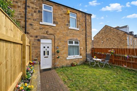 3 bed property, in Theresa Street, £90,000