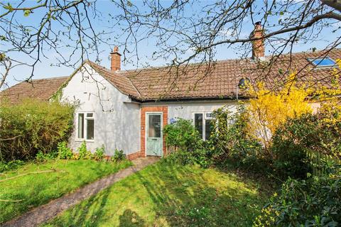 2 bed property, in Adams Lane, £350,000
