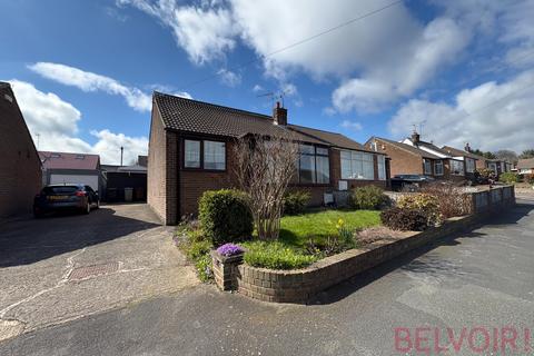 3 bed property, in Croft House Drive, £199,000