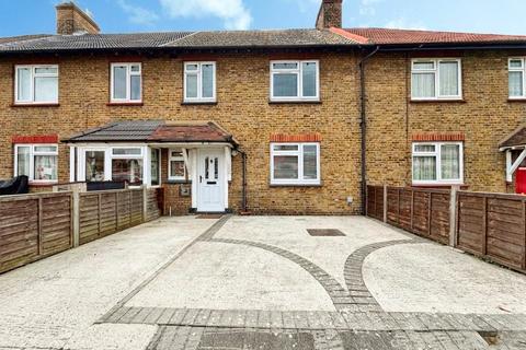 3 bed property, in Katherine Gardens, £500,000