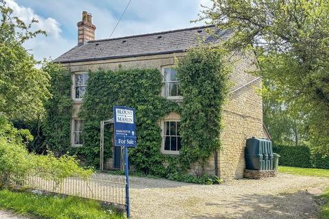 3 bed property, in The Old Post Office, £650,000