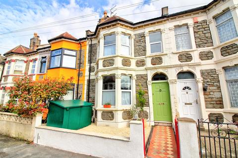 4 bed property, in Belle Vue Road, £535,000