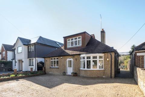 3 bed property, in Ashford Road, £700,000