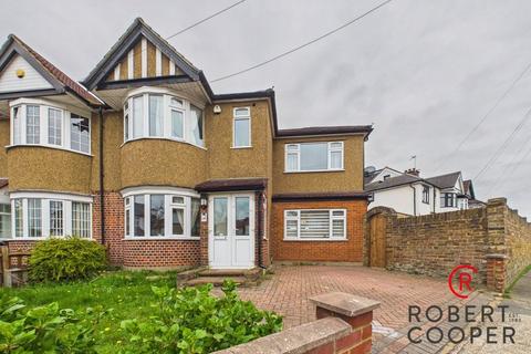 4 bed property, in Dulverton Road, £700,000