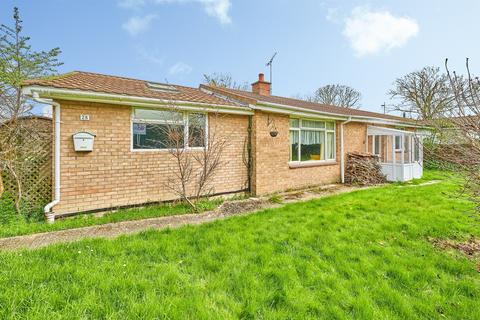 4 bed property, in Rectory Road, £385,000