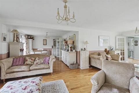 4 bed property, in William Covell Close, £799,995