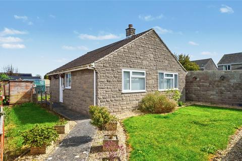 2 bed property, in St. Cleers Orchard, £255,000