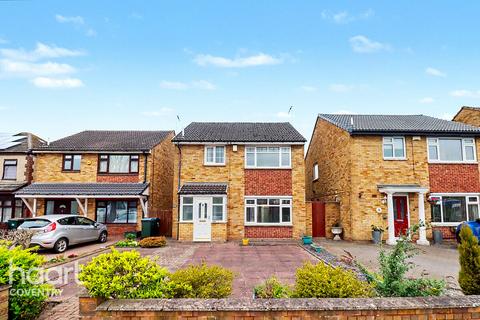 3 bed property, in Hinckley Road, £290,000
