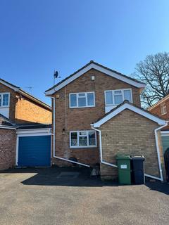 3 bed property, in Alkham Road, £480,000