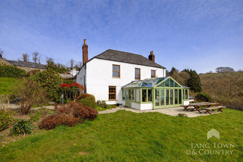 8 bed property, in Morvah, £1,350,000