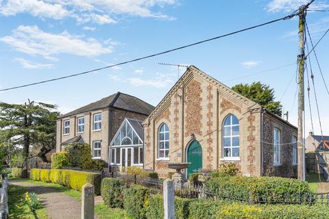 3 bed property, in Bens Lane, £375,000