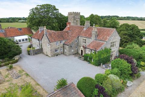 10 bed property, in Church Road, £1,875,000
