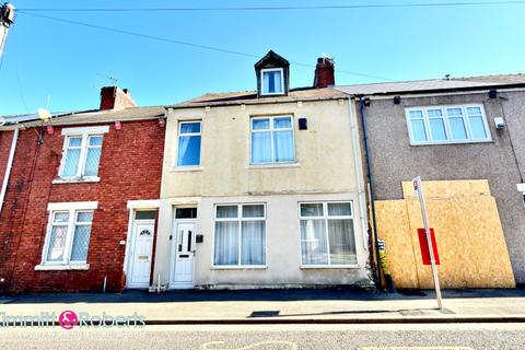 5 bed property, in Lilywhite Terrace, £119,950