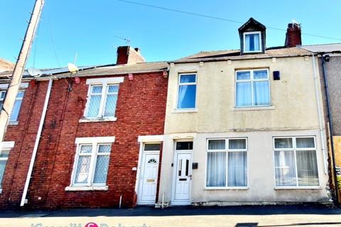5 bed property, in Lilywhite Terrace, £119,950