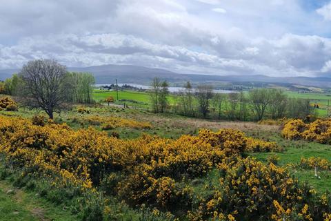 Land, in Tulloch Hill, £150,000