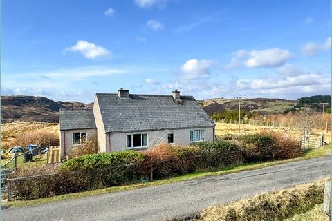 3 bed property, in Grimshader HS2, £165,000