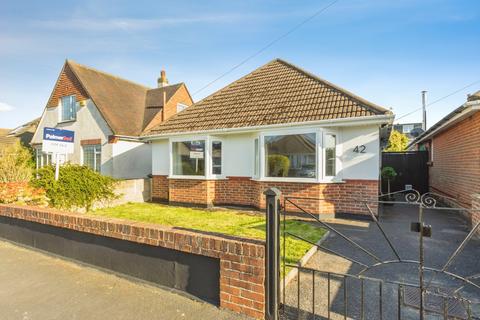 2 bed property, in Edifred Road, £385,000