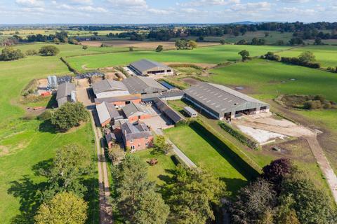 7 bed property, in Whattall Farm | Whole, £6,750,000