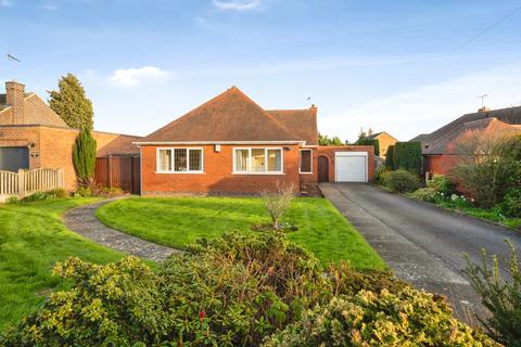 3 bed property, in Church Lane, £350,000