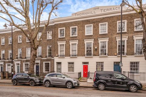 3 bed property, in Hemingford Road, £2,000,000