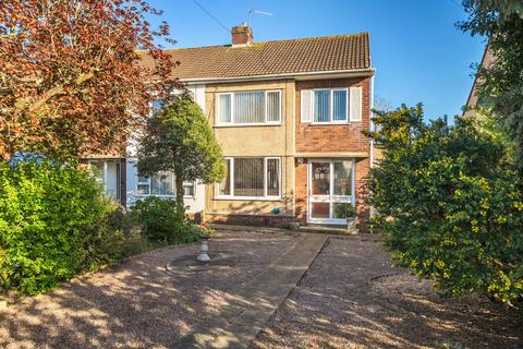 4 bed property, in Badminton Road, £400,000