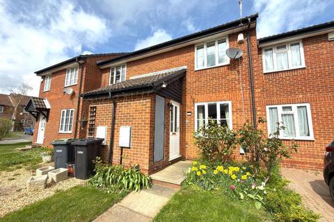 2 bed property, in Robinswood, £270,000
