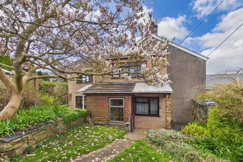 3 bed property, in Ruspidge Road, £220,000