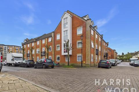 4 bed property, in Meachen Road, £260,000