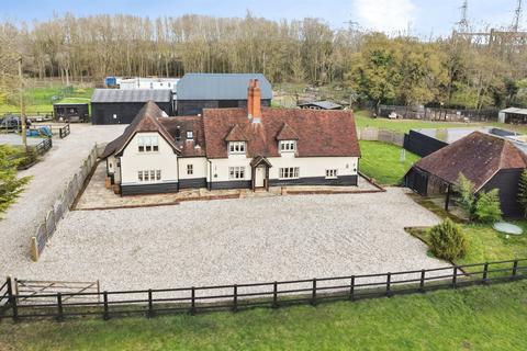 4 bed property, in Crabs Lane, £680,000