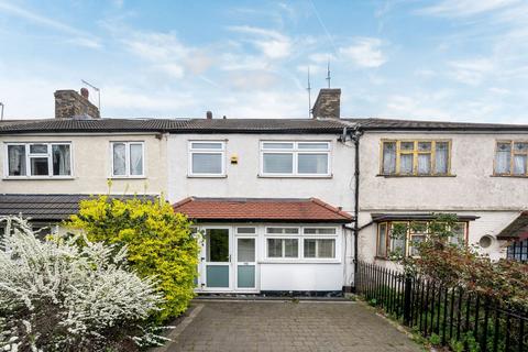 3 bed property, in Tunnel Avenue, £515,000