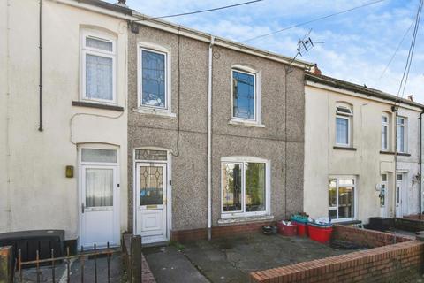 2 bed property, in Heol Eglwys, £80,000