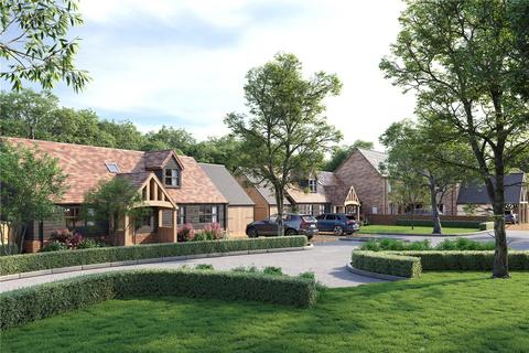 3 bed property, in Little Hollow, £665,000