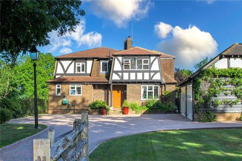 4 bed property, in Foxhole Lane, £1,100,000