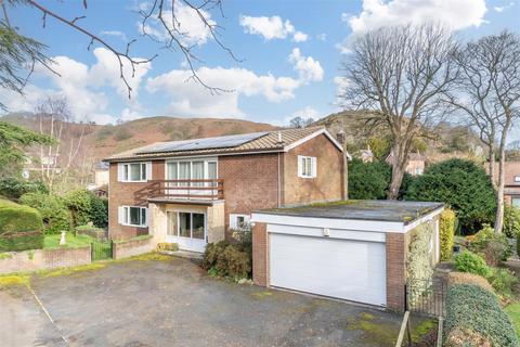 4 bed property, in All Stretton, £675,000