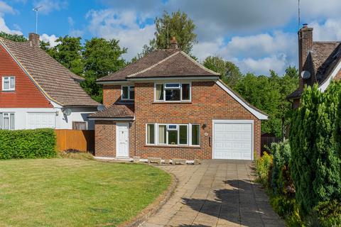 3 bed property, in Penland Road, £600,000