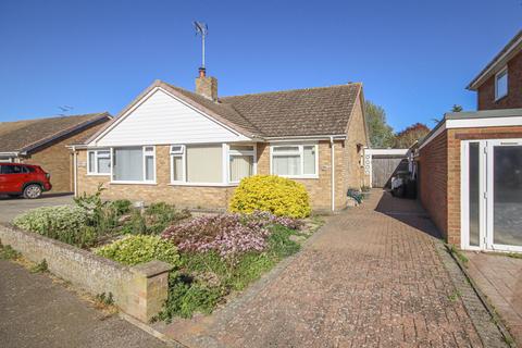 2 bed property, in Hamilton Crescent, £345,000
