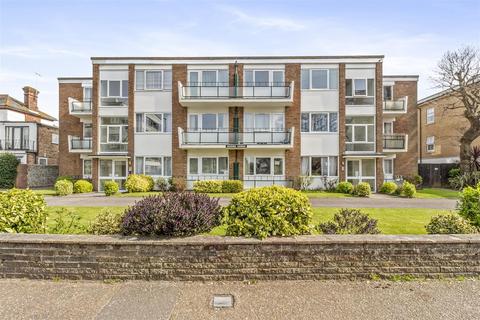 2 bed property, in Heene Road, £220,000