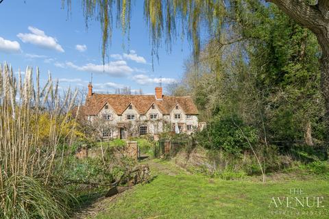 5 bed property, in Berrick Salome, £1,000,000
