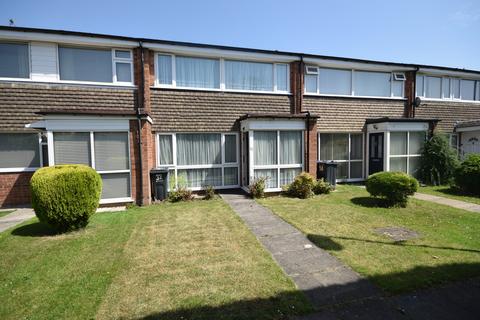 3 bed property, in Coniston Close, £205,000