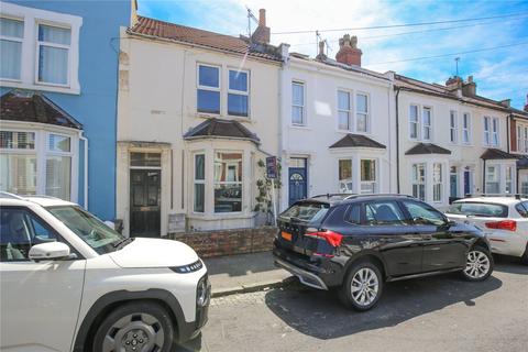 3 bed property, in Beech Road, £450,000