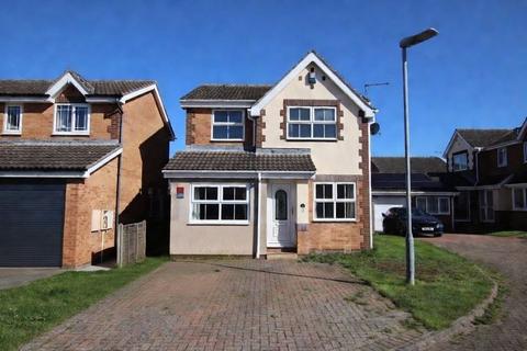 3 bed property, in Shaftesbury Mews, £165,000